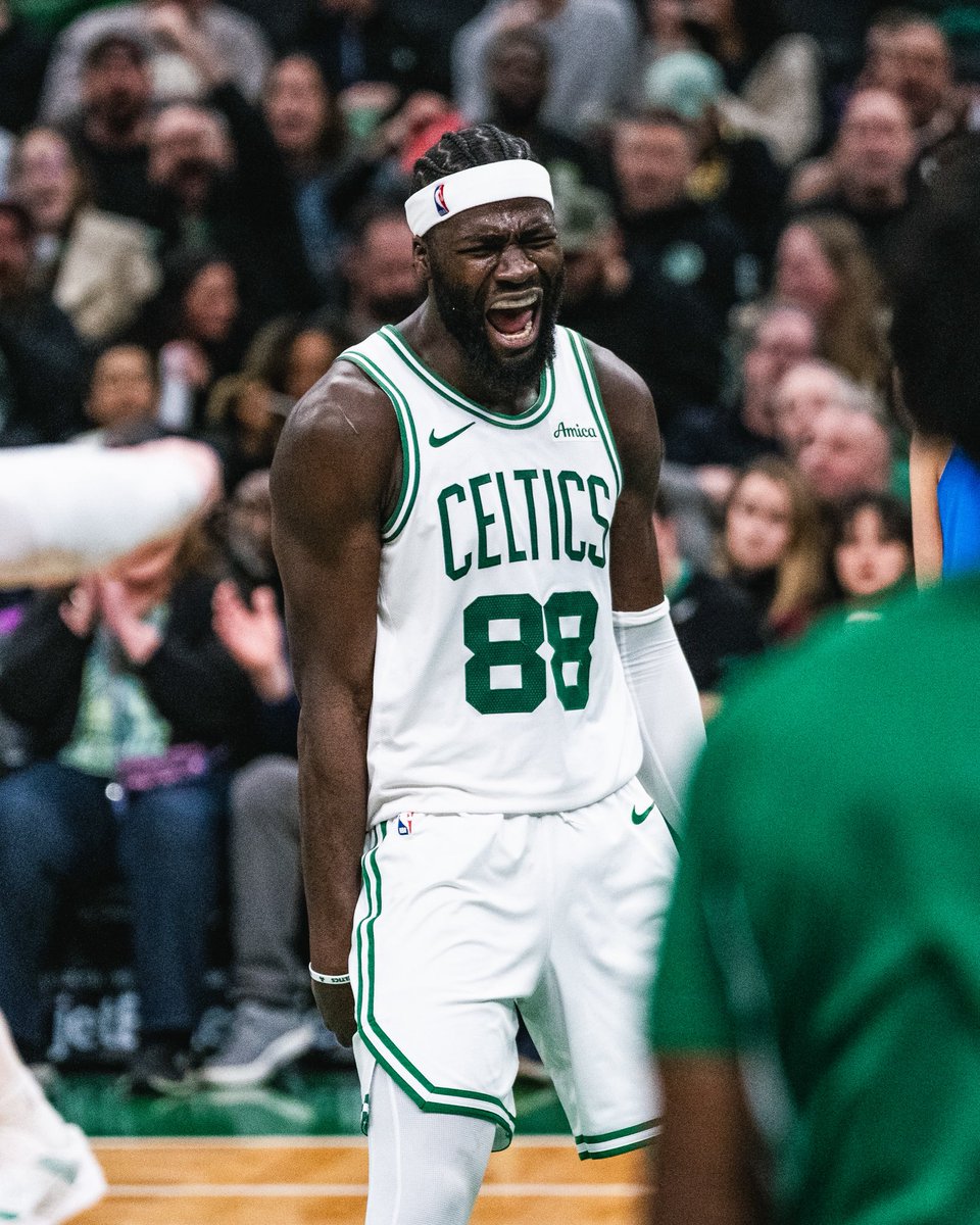 B24 Dunk tweet media