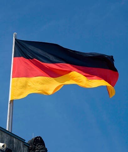 JUST IN: 🇩🇪🇮🇷 German Defense Minister says Germany will not get "sucked into" the war with Iran.

"This war is a catastrophe for the world's economies…It's not our war."