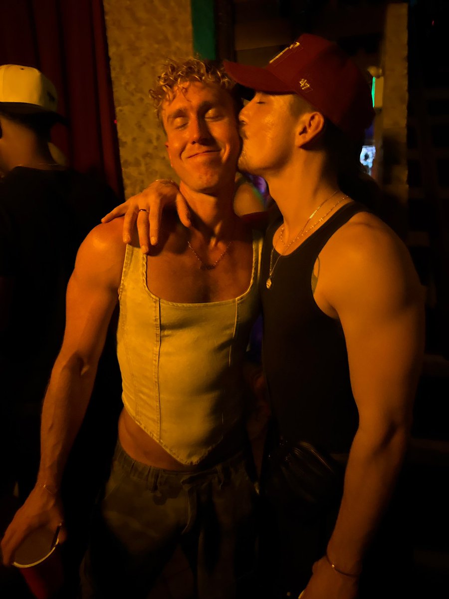 Luke Andros tweet media