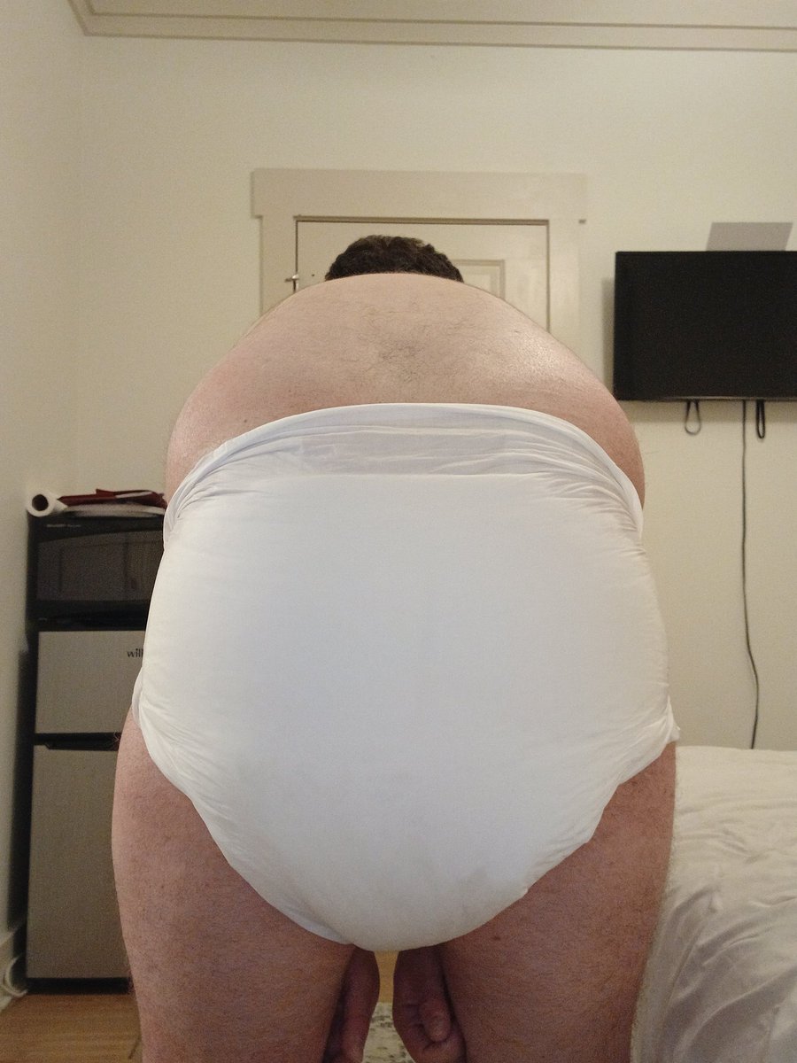 Visiting Atlanta and went for drinks with another ABDL...this was the result after like 4 HOURS...I should not be allowed out of pamps.