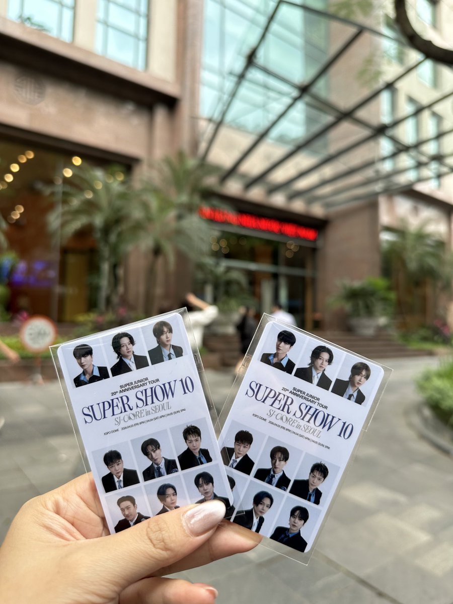 WTS
SUPER SHOW 10 ENCORE DAY 1
Zone 37 row 1 
Dm for price
#SUPERSHOW #SUPERSHOW10_SJCORE 
#SUPERJUNIOR #슈퍼쇼10 #슈퍼주니어