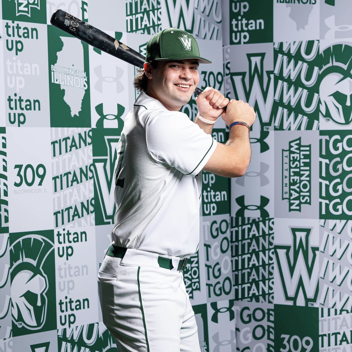 Illinois Wesleyan Athletics tweet media