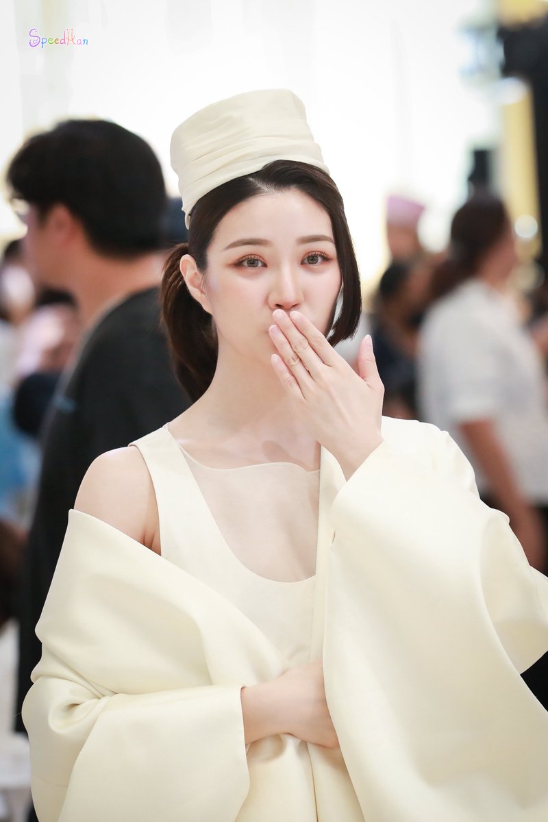 STARRY NIGHT tweet media