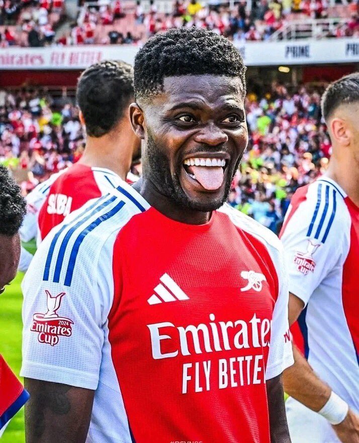 عبود tweet media