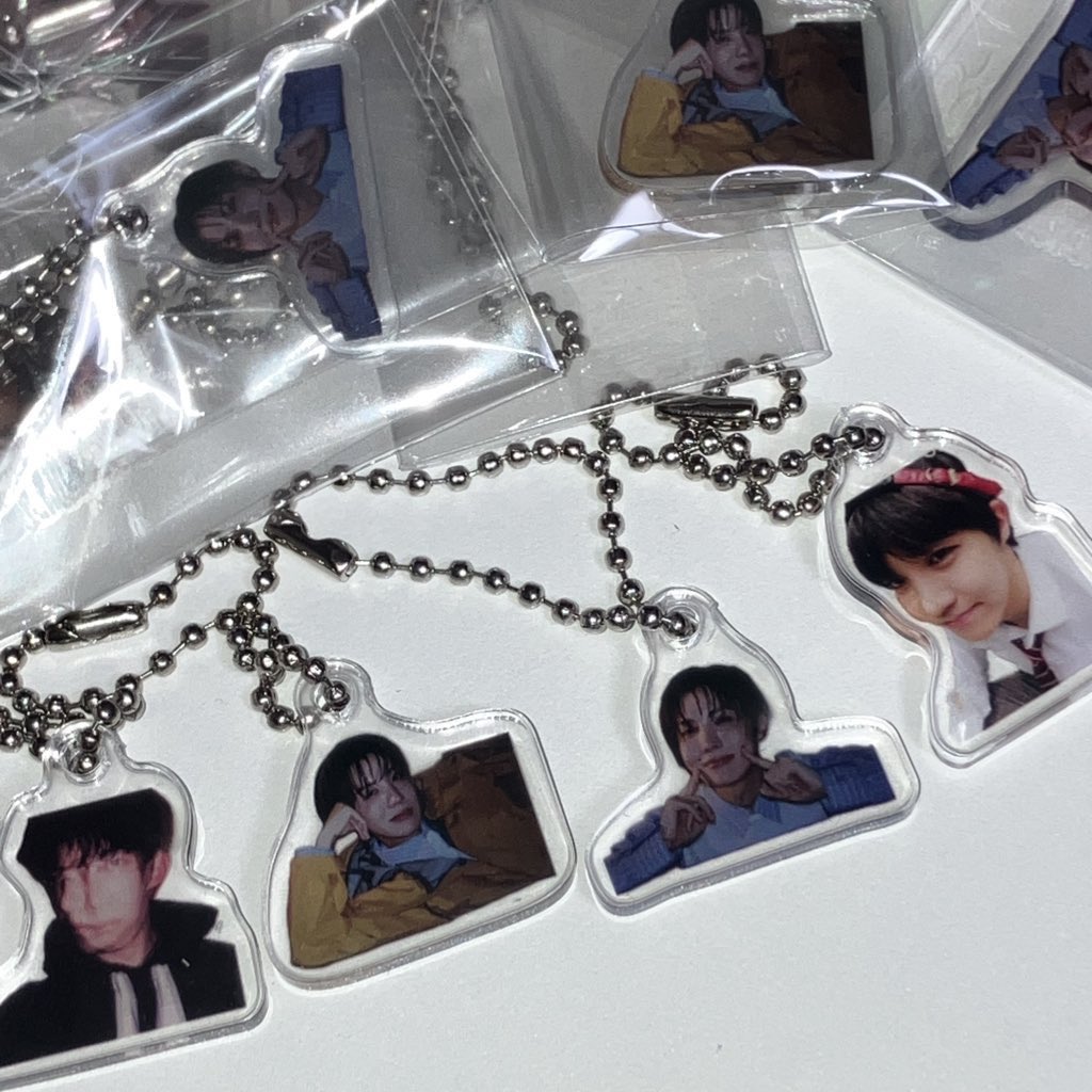 로라2.0 tweet media