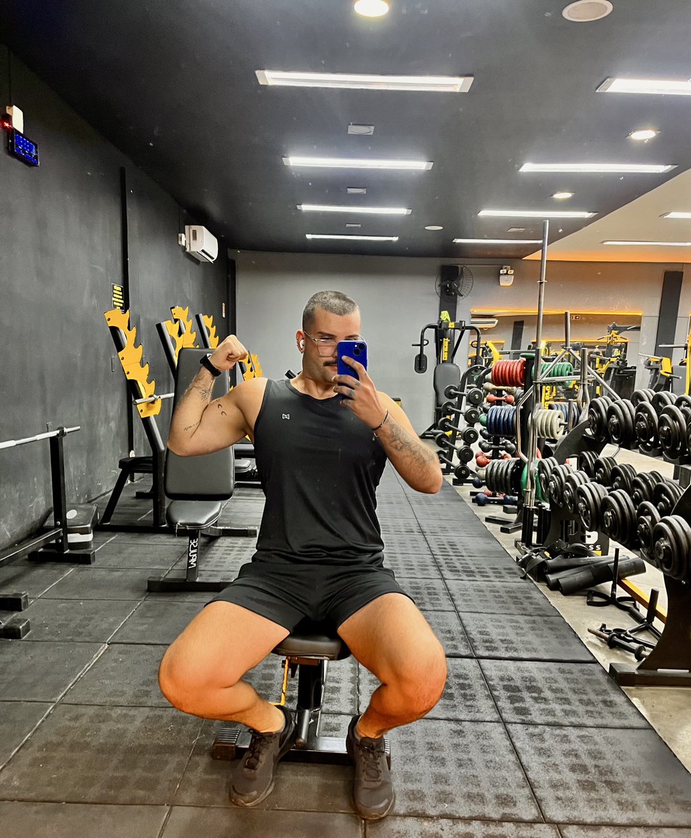 _evertoncm's tweet photo. Deus olhe pela minha vida fitness esse ano 🙆🏻‍♂️ https://t.co/lmmIzpJD81