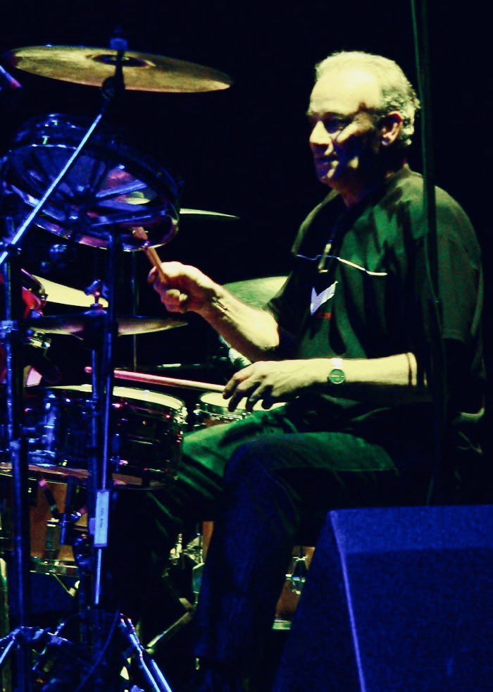 joserael's tweet image. 4/5) with the tribute band #ReGenesis.
Even though his work was not always met with flattering reviews from his former bandmates over the years, Tony remembered how John was the only one at the time who had had concert experience and knew what to do on stage