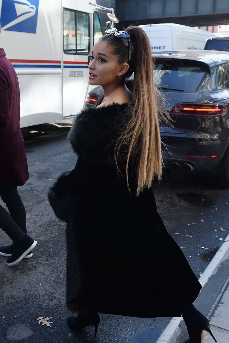 leelee♡ tweet media