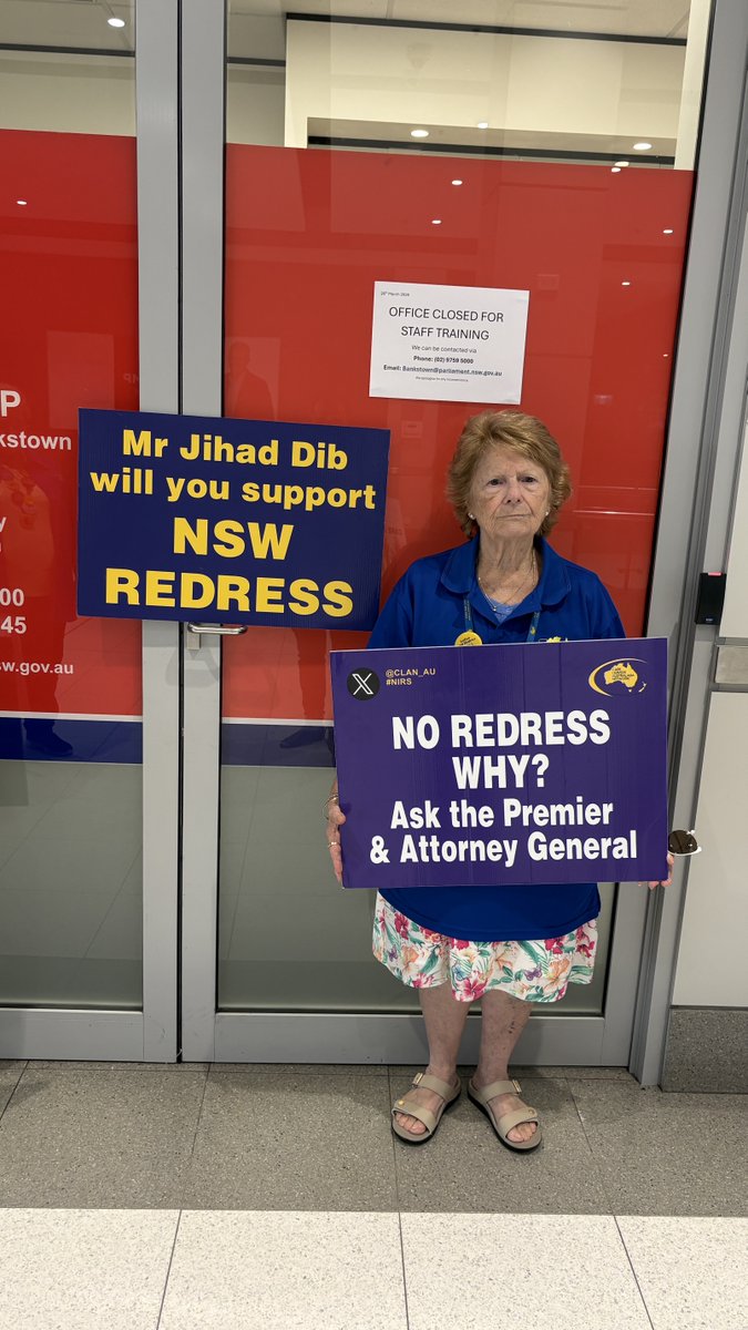 CLAN_AU's tweet image. We attended JihadDibs office in #Punchbowl NSW 
⁦@jihaddibmp⁩ ⁦@ChrisMinnsMP⁩ ⁦@michaeldaleyMP⁩
Thank you to Gaza &amp;amp; Judy of #Campbelltown &amp;amp; Vernetar #Maroubra 

Notice on door states his office is closed due to staff training‼️
We slipped a flyer under door #ALP