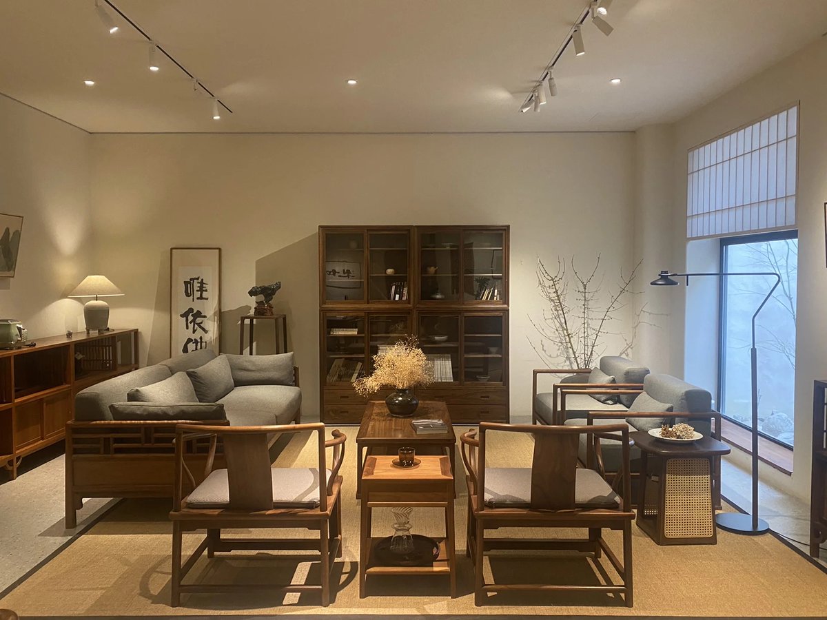 Thel.sts tweet media