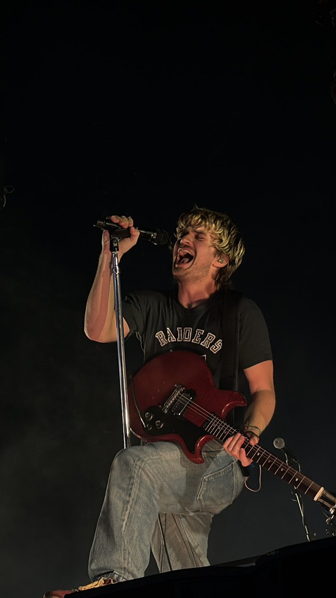 dayra 🎱 tweet media