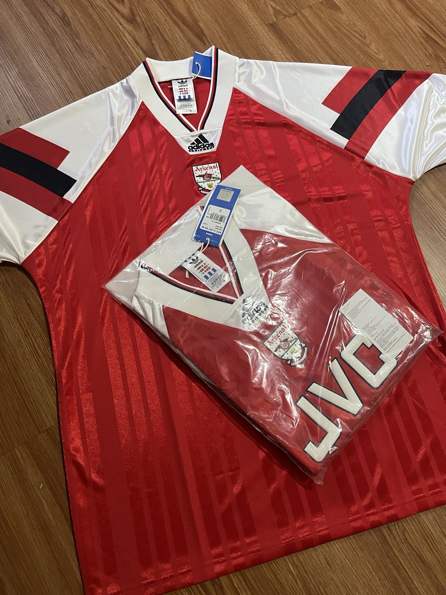 Forward Football Shop tweet media