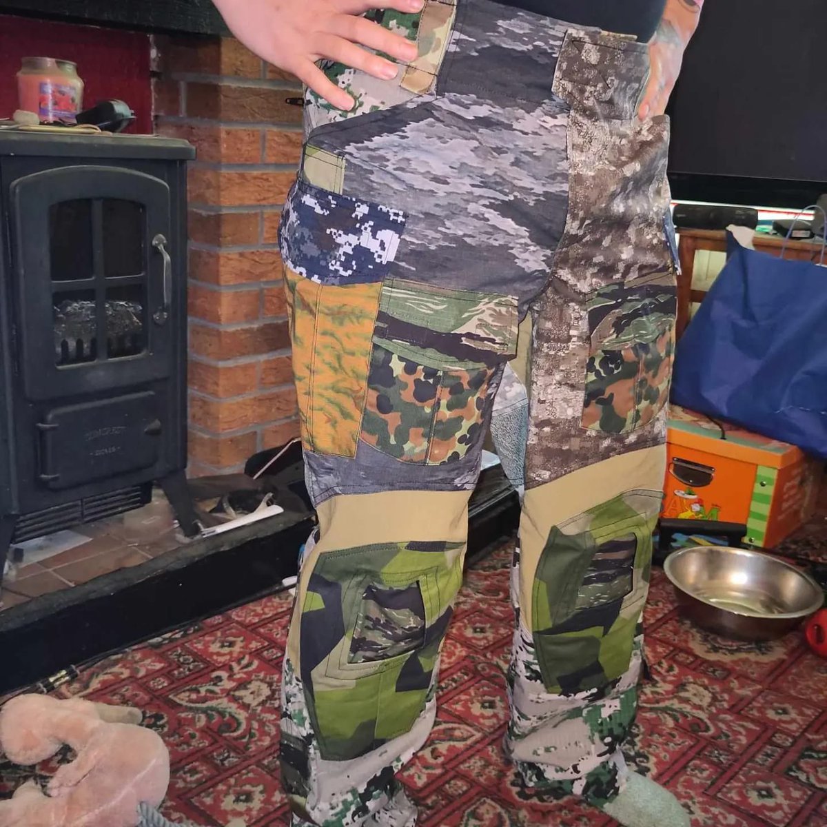 🈳🈳KONG KONG tweet media