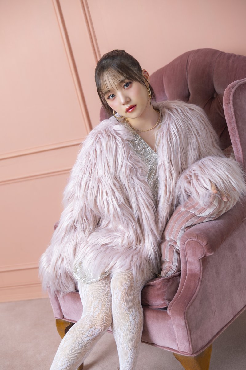 FMK InStyle tweet media