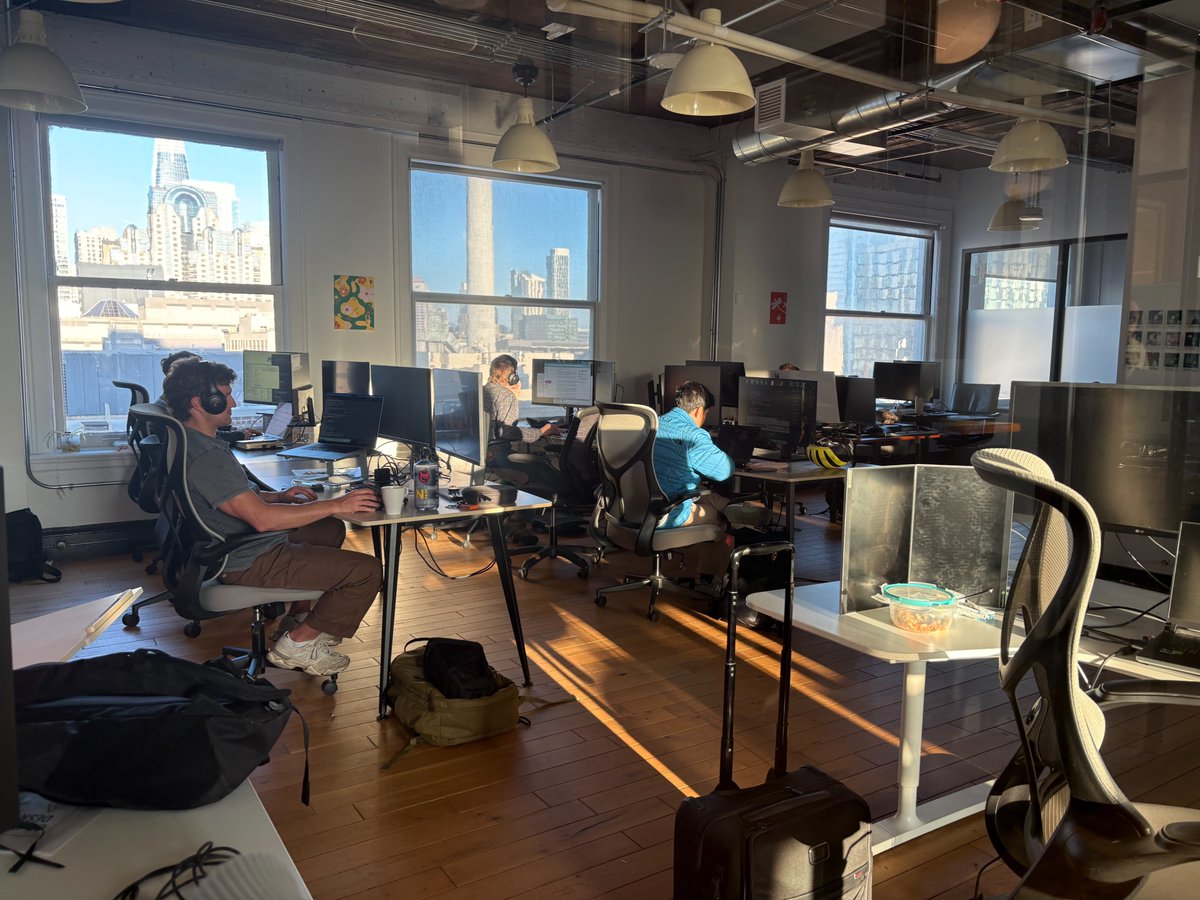 フルスイング by DeNA tweet media