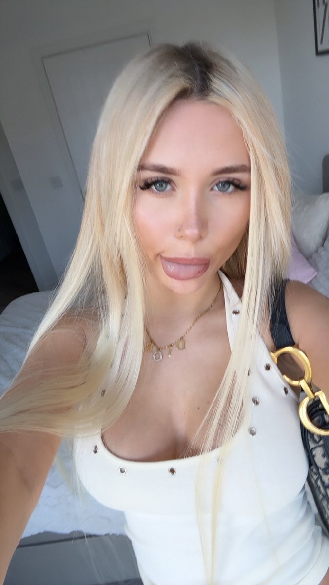 nicolefanss1_'s tweet photo. Rate me 1-10 https://t.co/OLYkUN8YbP