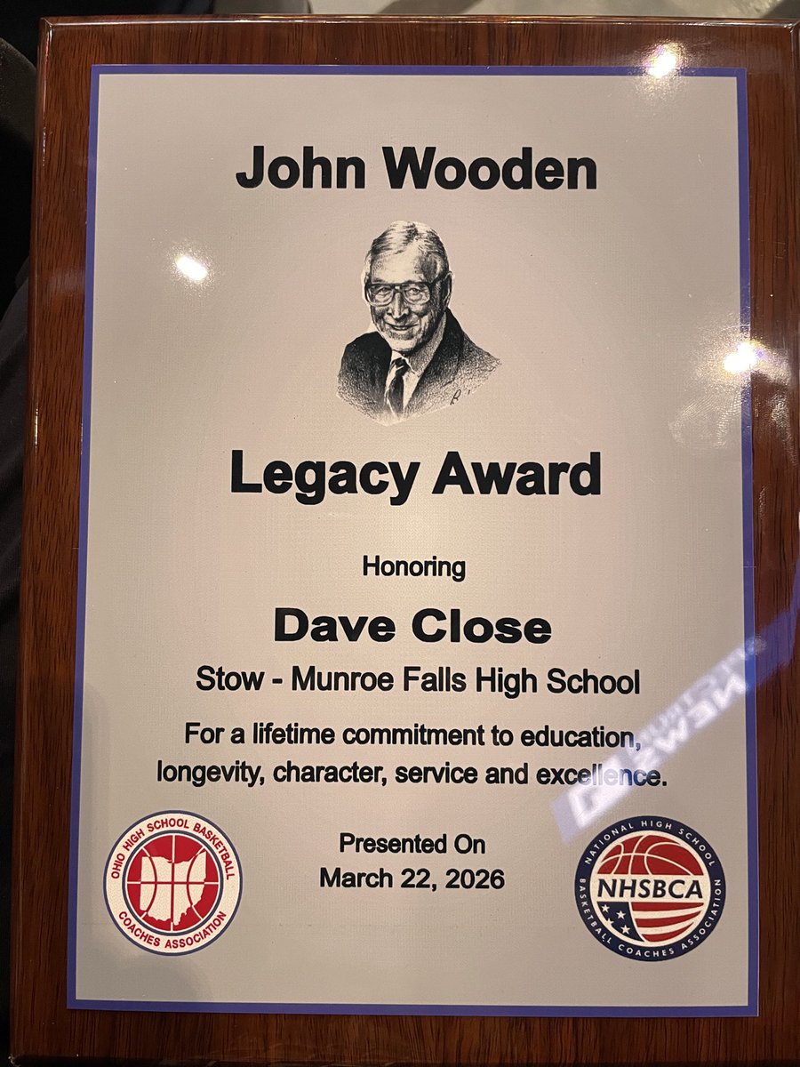 StowBoysHoops's tweet photo. Incredibly humbled to receive the John Wooden Legacy Award. Wooden redefined success in hoops &amp; life. I pray that I was able to have 1/100th of his impact on players &amp; the game in my small corner of the basketball world. Thankful to the @ohioBKcoaches &amp; @NHSBCA
#PyramidOfSuccess https://t.co/CC8GoqroVq