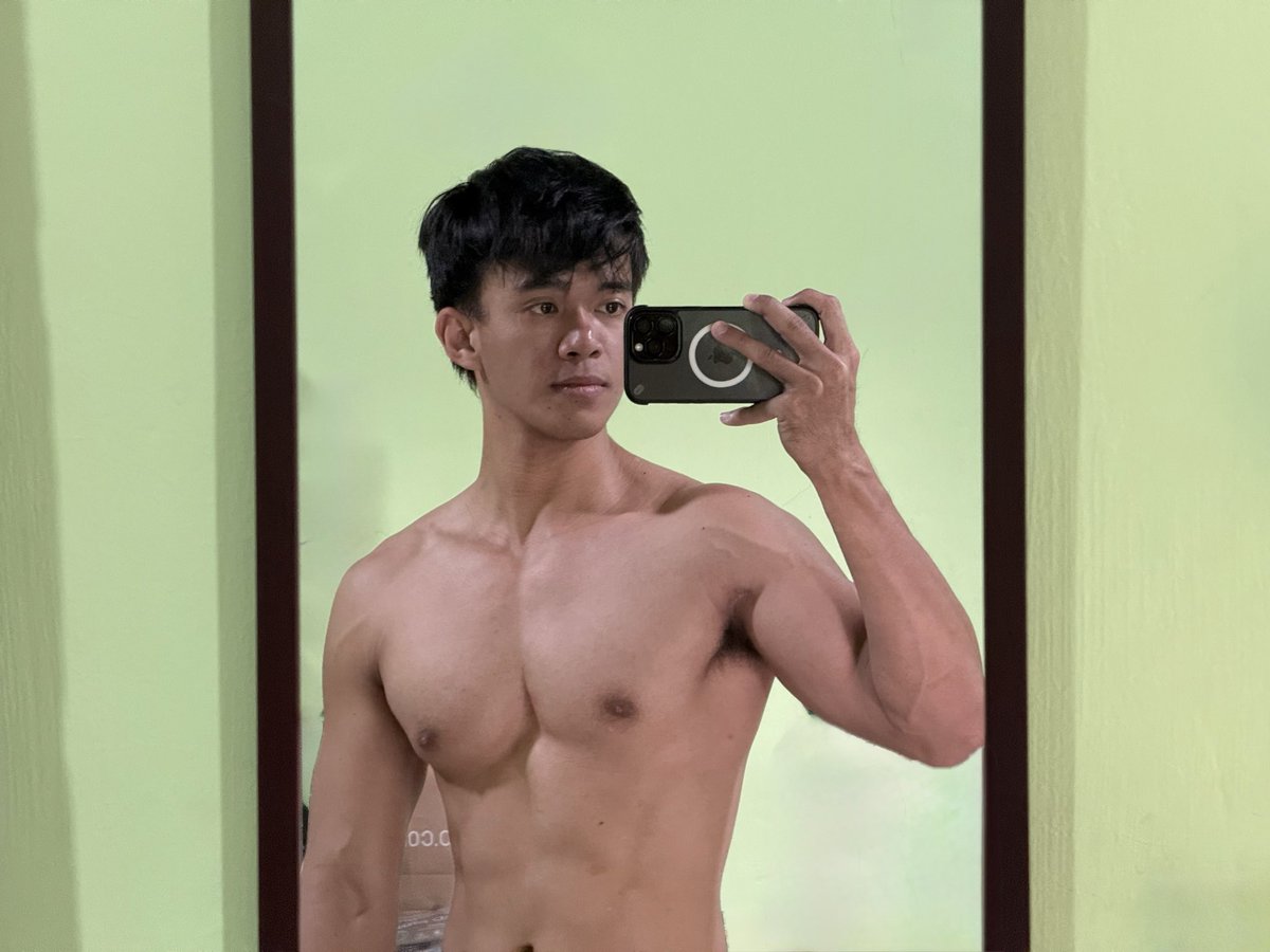 Ian tweet media