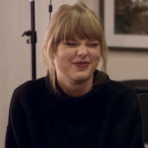 carly❤️‍🔥 ISO literally any harry MSG tweet media