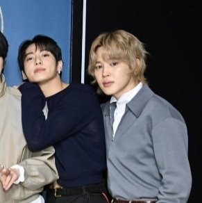 lin. ⊙⊝⊜ tweet media