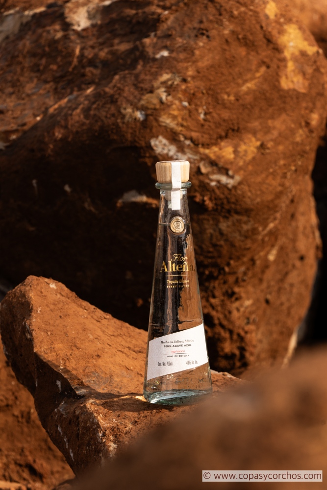 Copas y Corchos tweet media