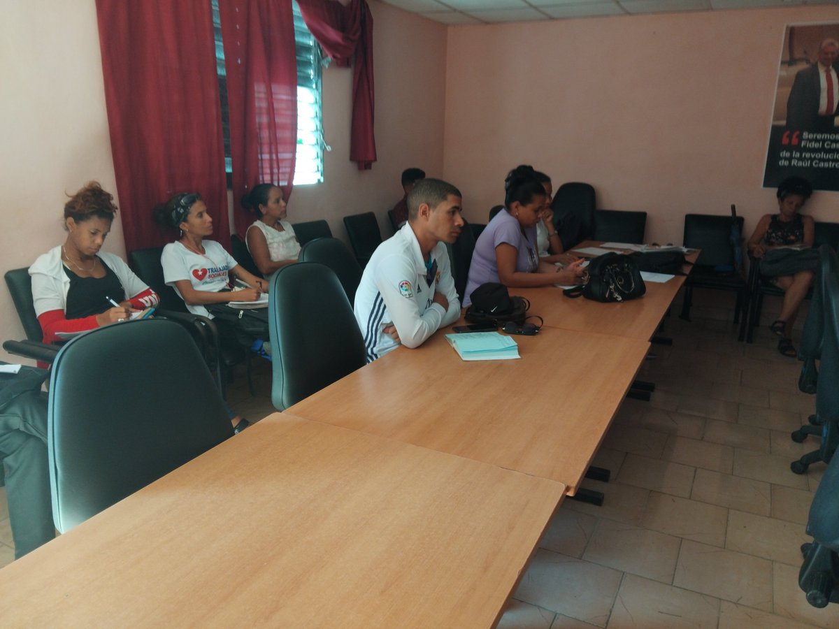 Sesiona esta mañana Comisión Municipal para Atender las Políticas Socialas en #RíoCauto con la evaluación de importantes temas de interés social.
#MTSS
#DPTG
<a href="/Adalbert2383294/">Adalbert23</a> <a href="/MTSS_CUBA/">MTSS CUBA</a>