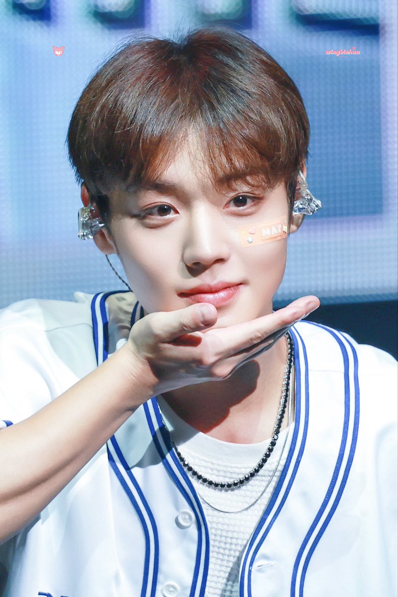 윙비츄 tweet media