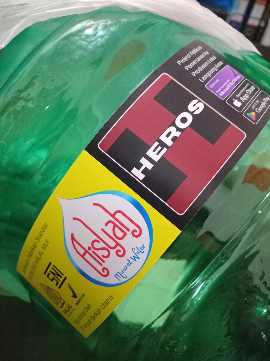 herdi1510's tweet photo. 🚀 Heros x Aisyah 🚀  
Two founders. One vision. Infinite impact.  

Together we’re building an ecosystem that fuses digital innovation + community empowerment and turning every milestone into legacy.  

This isn’t just collaboration.  
It’s transformation.  

#BuildInPublic https://t.co/F8VVOKGiIb