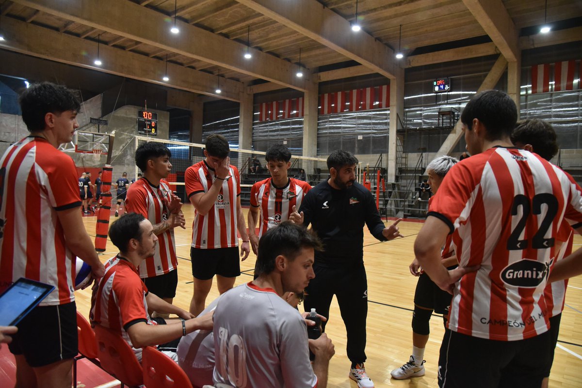 Voley Estudiantes de La Plata tweet media