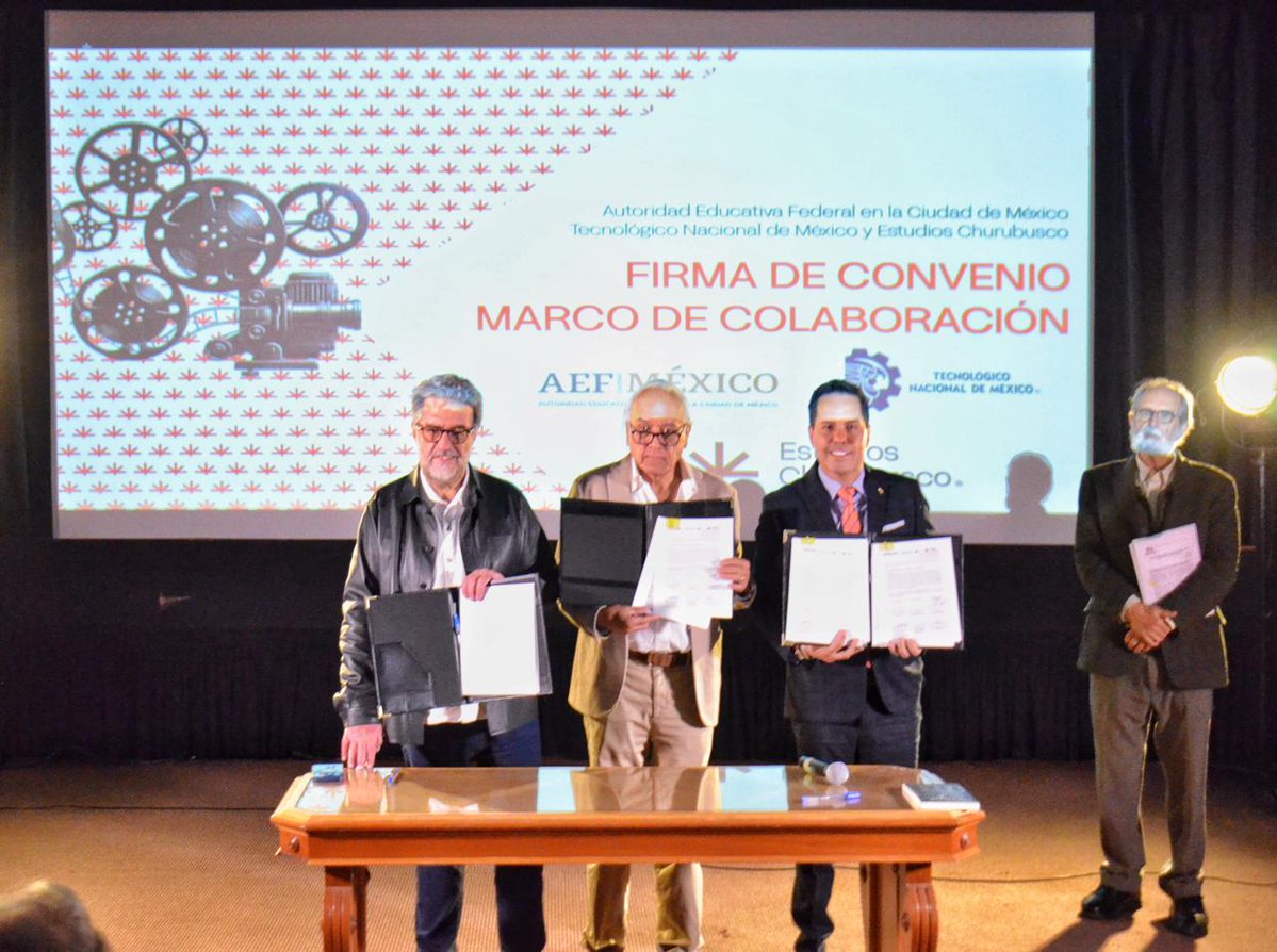 Autoridad Educativa Federal en la Ciudad de México tweet media