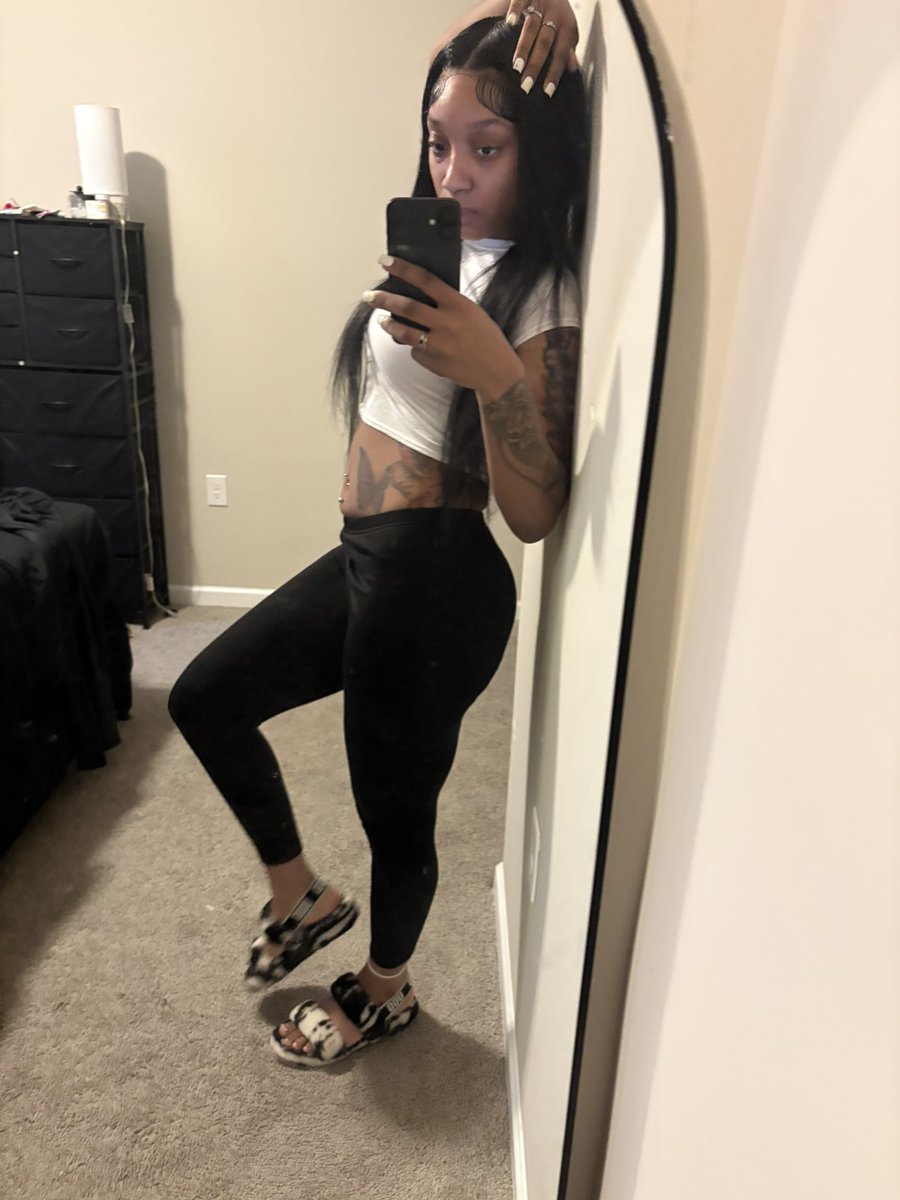 killashii's tweet photo. Is my twitter still active🕷️ ??? https://t.co/aWQ1Nvh37X
