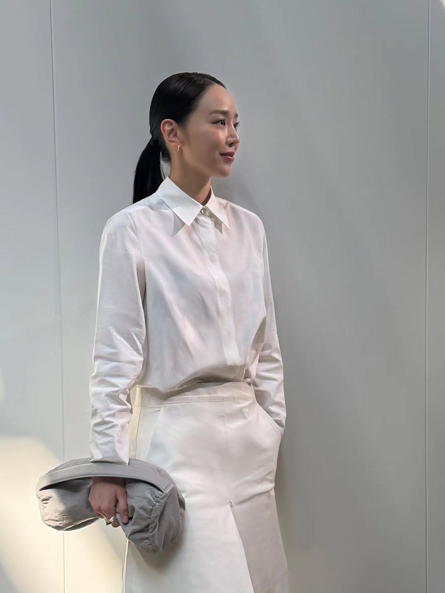 𝐬𝐡𝐢𝐧 𝐡𝐚𝐞𝐬𝐮𝐧 𝐥𝐨𝐨𝐩𝐬 tweet media