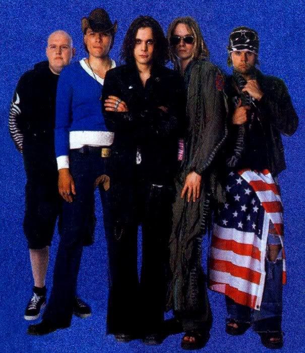 Lauri ☠︎︎ tweet media