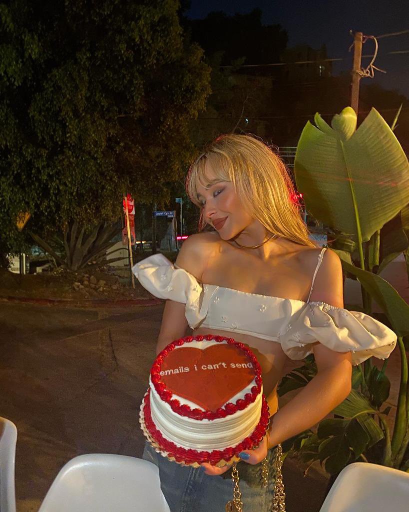 Sol. ⚢ tweet media