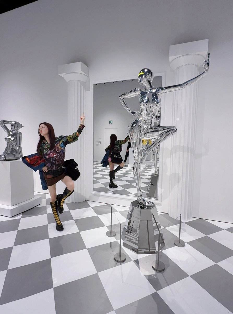 𝕞𝕚𝕪𝕒𝕜𝕠 tweet media