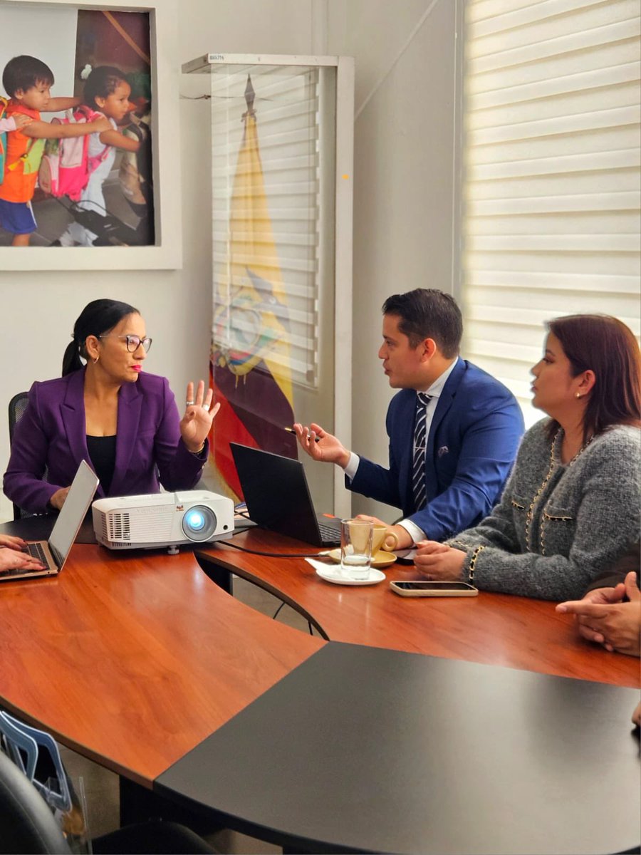 Arcsa Ecuador tweet media