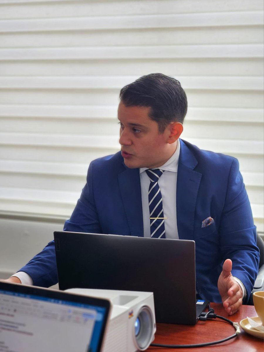 Arcsa Ecuador tweet media