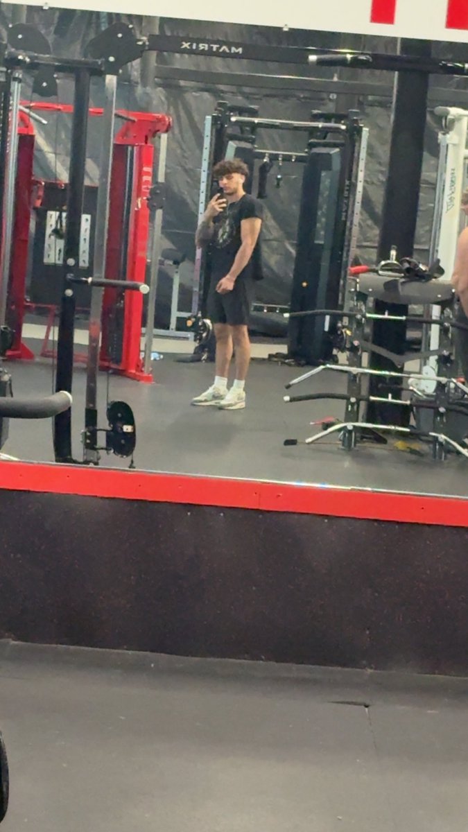 Masterliam tweet media