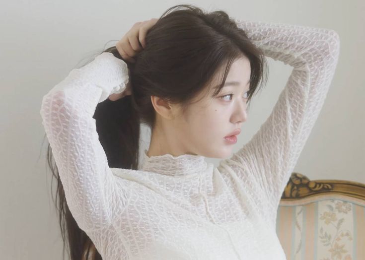 𝑵𝑨𝑾𝑨𝑵𝑮 𝑾𝑼𝑳𝑨𝑵 tweet media