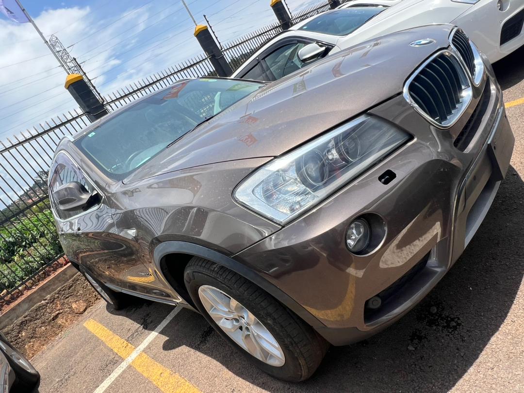 Dr. Aine @ Emotors tweet media