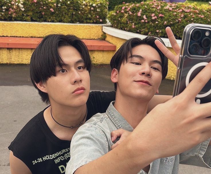 bibi♡૮ ◜ᵕ◝ ྀིა tweet media