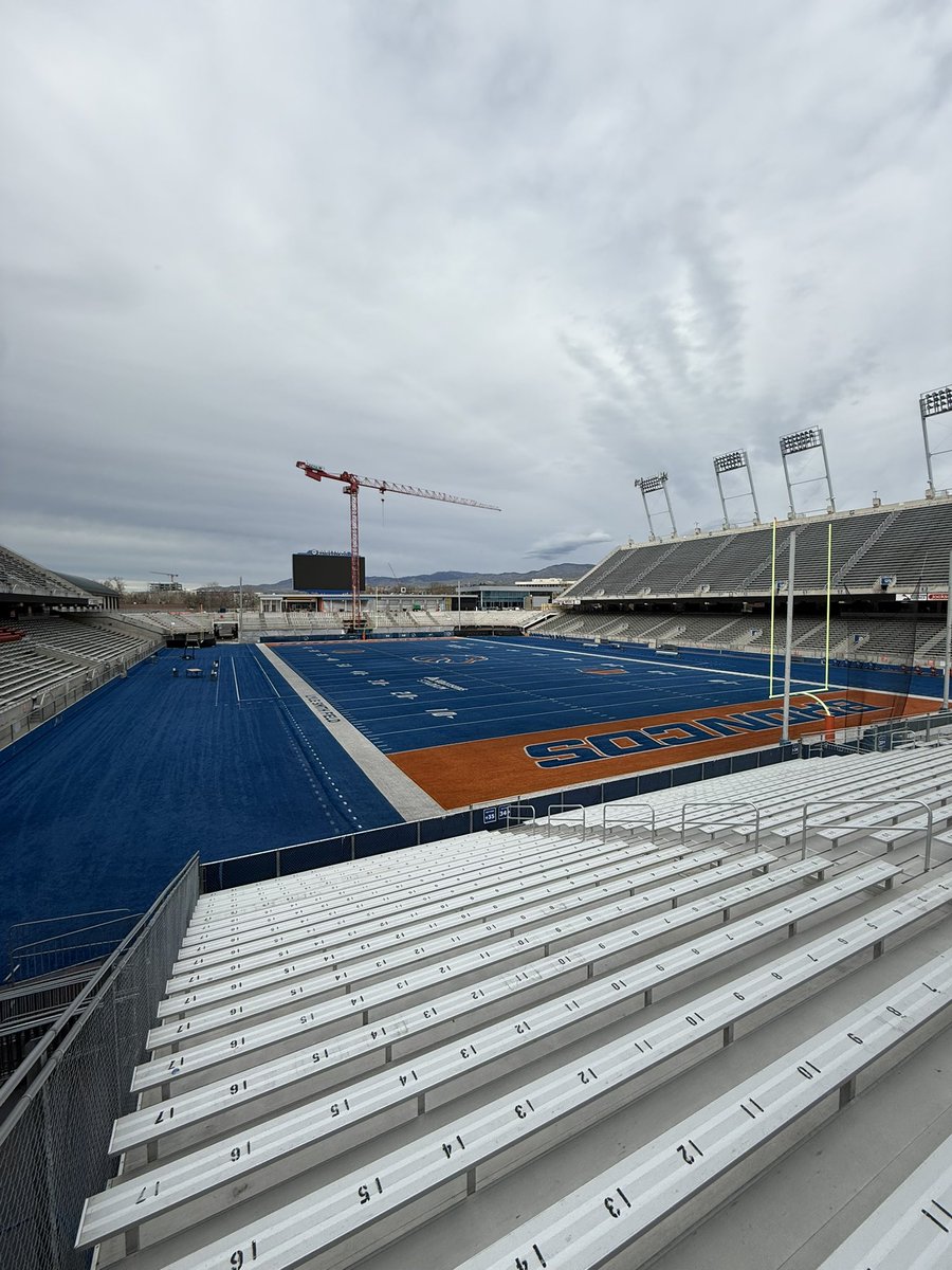 Jay Tust tweet media