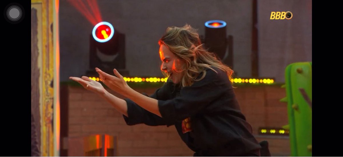 _NicM's tweet photo. FEITICEIRA FAZ FEITIÇO 🧙‍♀️🧪
#bbb #ANAPAULACAMPEÃ https://t.co/G2omV0DNrU