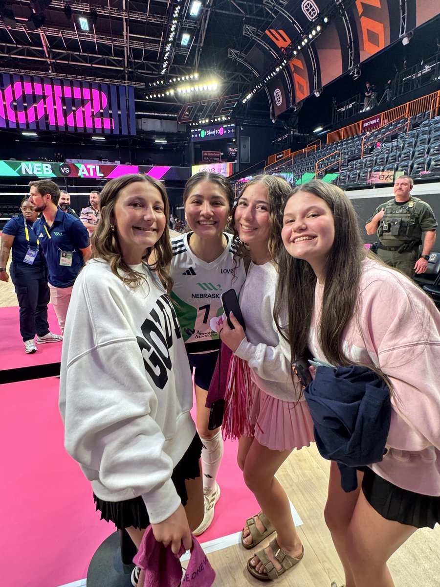 V_doyle7's tweet photo. Well #MorganDoyle13 is officially absolutely thrilled that she got to meet you @Alexis14Rod tonight. We might be in GA but she is a true Nebraska fan!! https://t.co/3WFF5Xvi4B