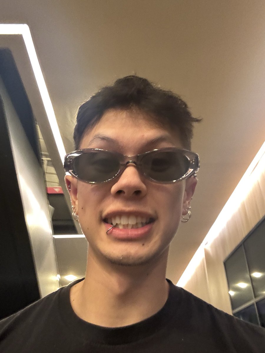 jett tweet media