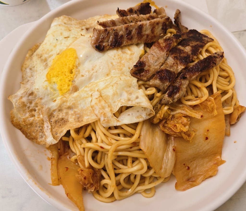 蕾·古露絲 Re·GuLus✨バナナねこ？✨ 迷露型Vtuber tweet media