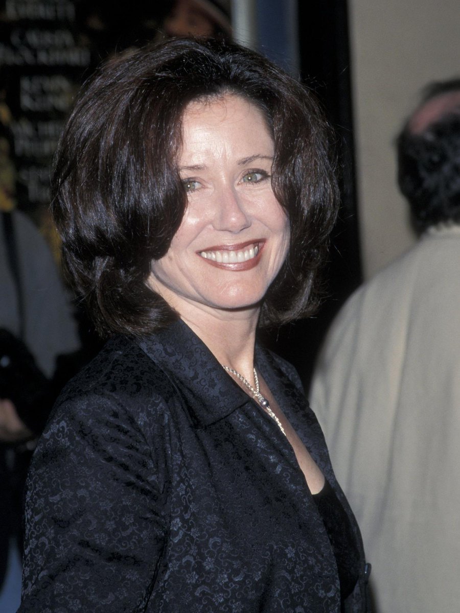 no context mary mcdonnell tweet media