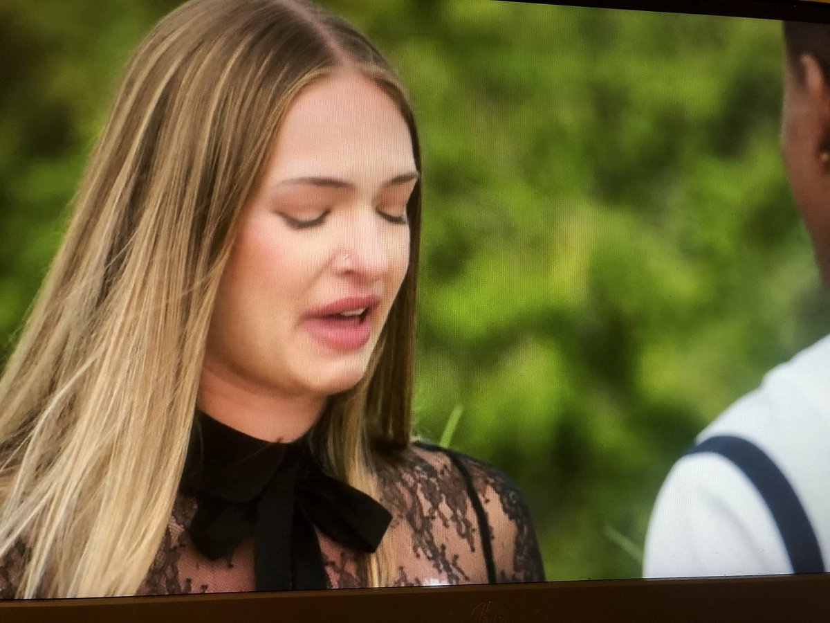 Couldn’t Production afford one of those bug repelling machines for these scenes?!?!?!
This was kind of a boring show. I would only watch it again if I had nothing else to watch.
#ageofattraction