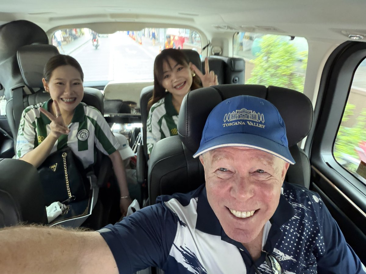 Bangkok Louie. tweet media