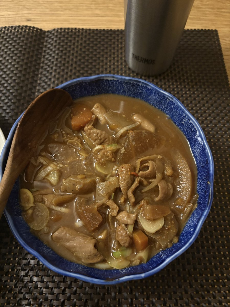 redwave1963's tweet photo. 人生初の"モツ煮込み"を作ってみた。具材の切り方とかいびつだし料亭の味には程遠いのだろうがチョイ楽しかったのだよ。レシピとは凄いのぉ。 https://t.co/MrIJJEEjnx
